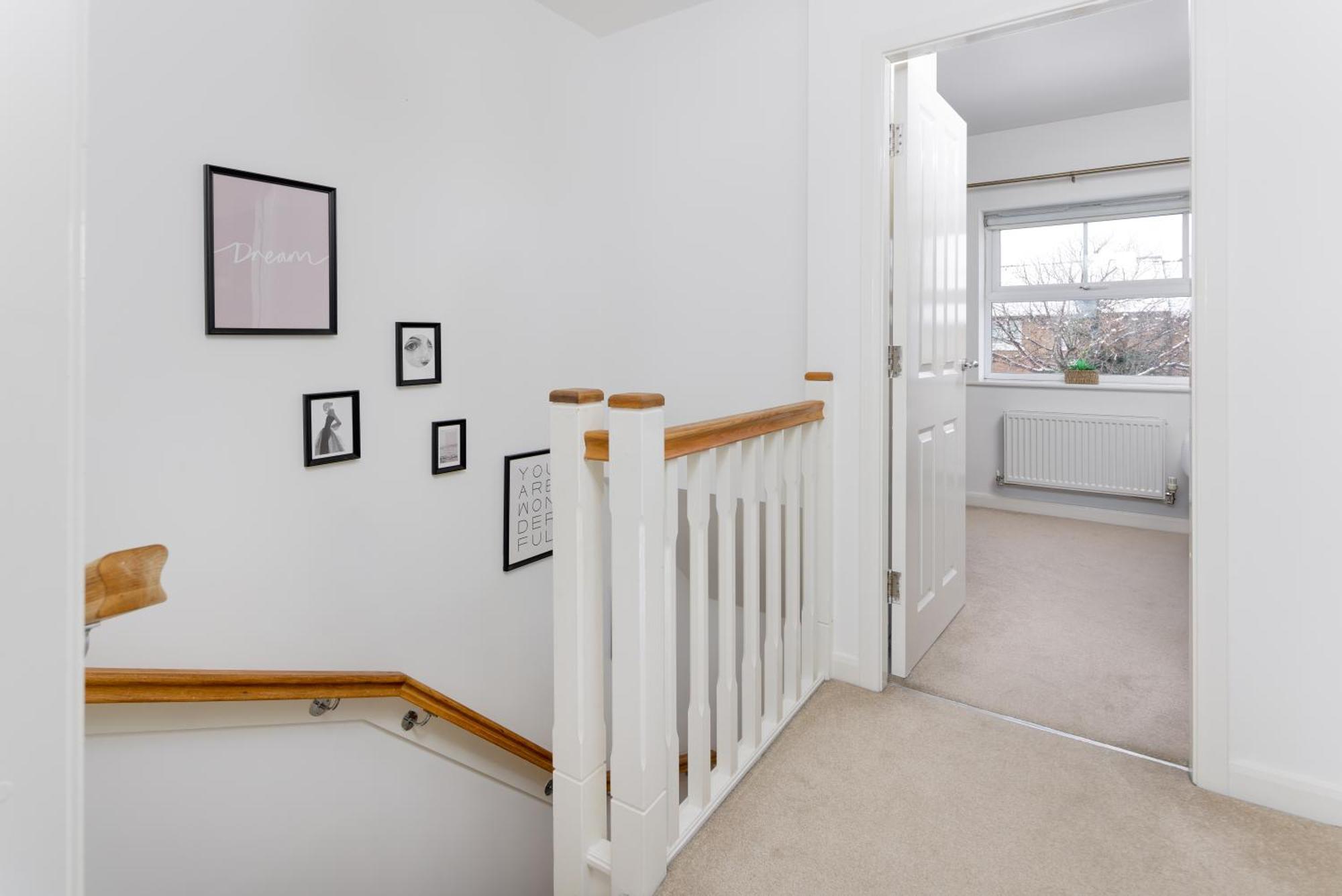 Modern 2-Bed Townhouse In Kirkdale Villa Liverpool Buitenkant foto
